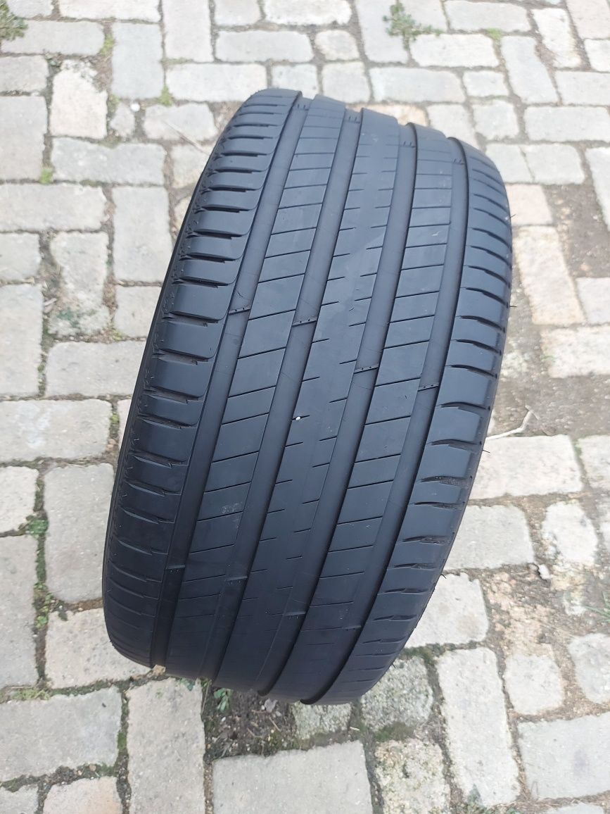 O bucată 295/245 35/40 R20 vară - una Michelin Continental Pirelli