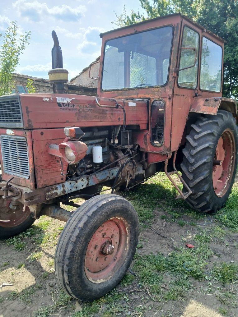Vând tractor u650 stare de funcționare