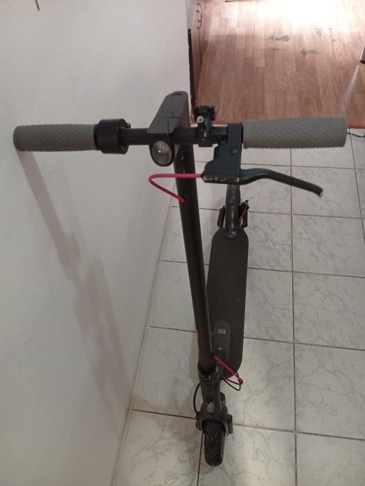 Trotineta electrica xaomi pro2 viteza 25 km autonomie 45 km