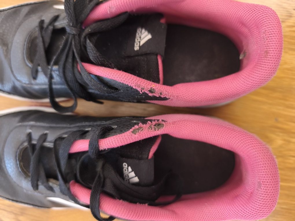 Маратонки Adidas 39 1/3