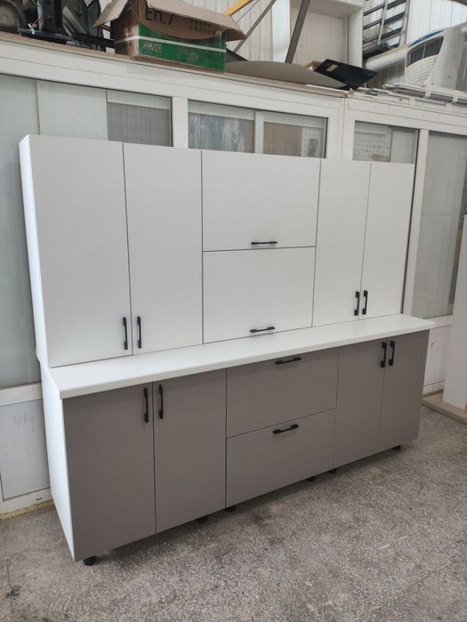 Новый кухонный гарнитур