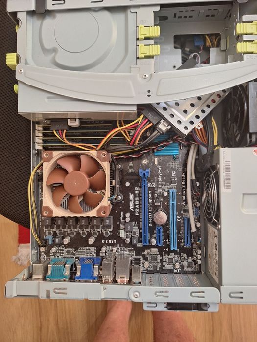 Desktop PC AMD A8 6500