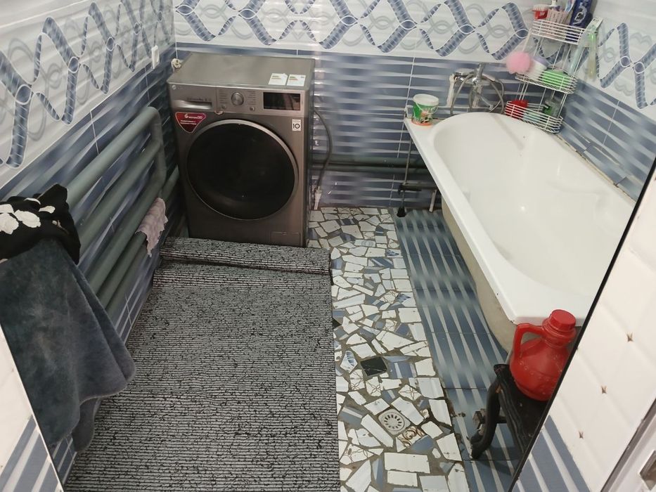 Yangiyol shaxardan uy sotiladi srochna