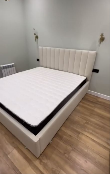 Кровать на заказ диван Стена мебель потолок