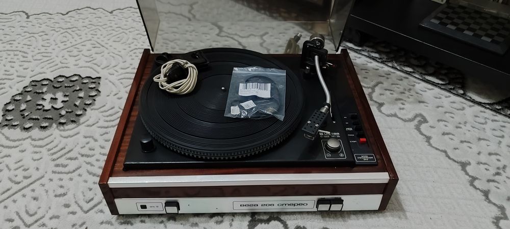 Винтажный стерео комплекс