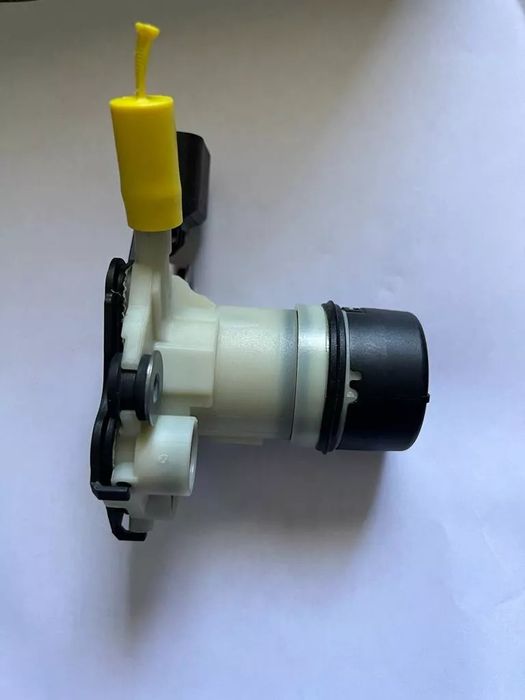 ADBLUE помпа за Mercedes F01C250151