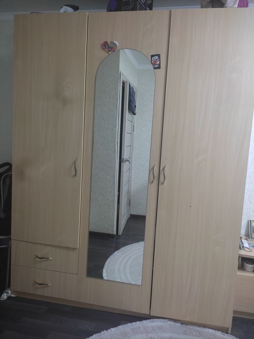 Продам шкаф для спальни