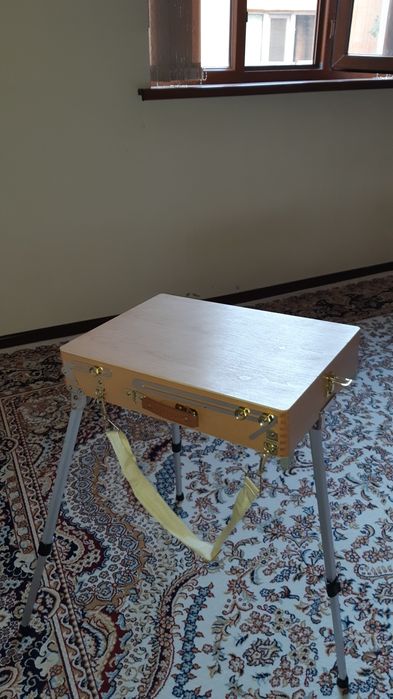 Этюдник новый,отличного качества,из прочного дерева и металла