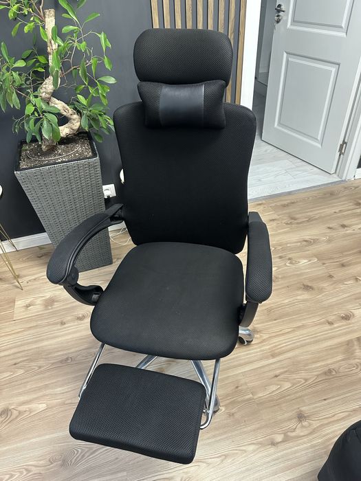 Scaun de birou/gaming ergonomic cu suport pentru picioare
