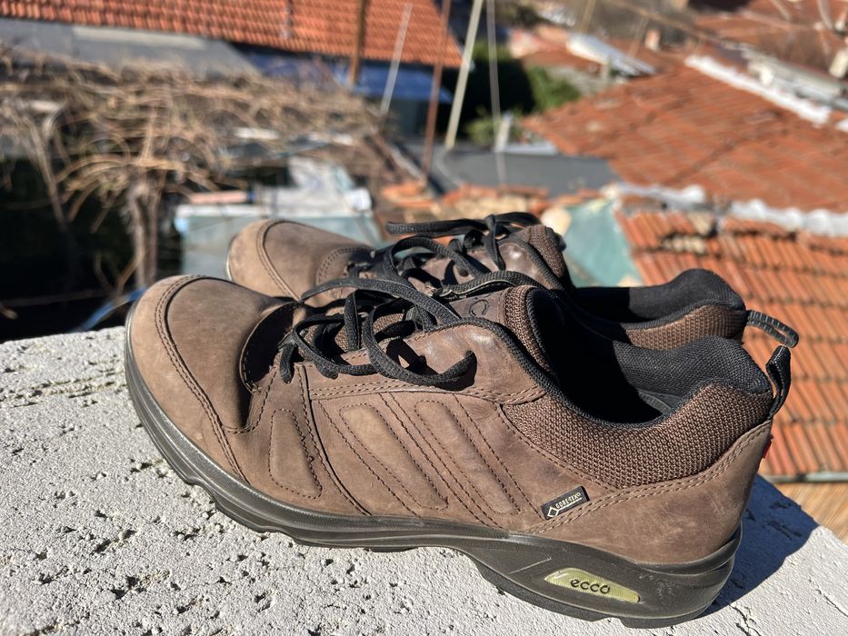 Ecco Gore-Tex 42