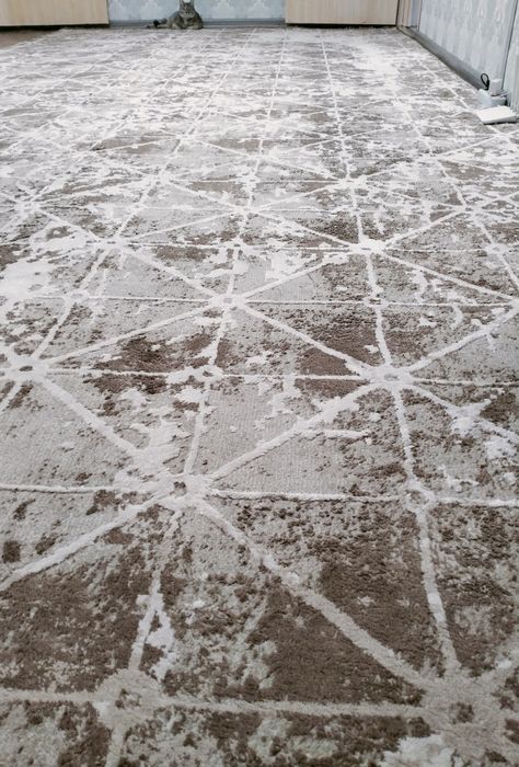 Ковер в хорошем состоянии