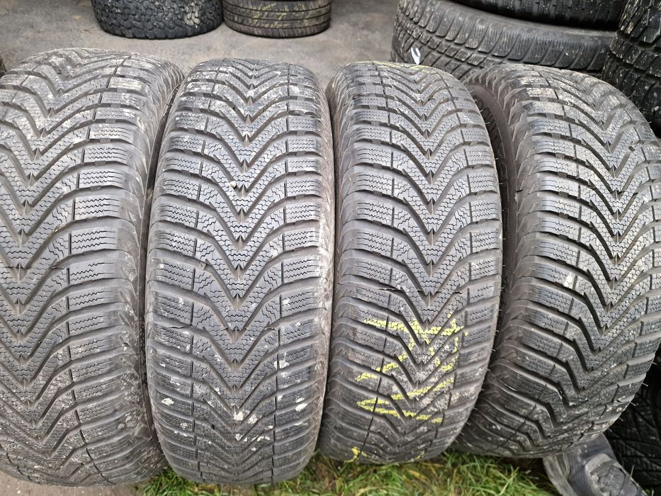 Anvelope 185/65R15 marca Vredestein, M +S, noi