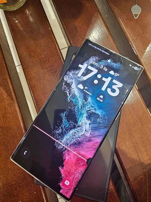 Vand Samsung Galaxy S22 Ultra 5G 256GB funcțional pentru piese