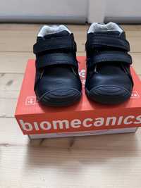 Обувки за прохождане Biomecanics