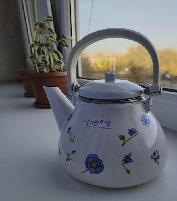 Заварочный чайник, металлический (1 л)