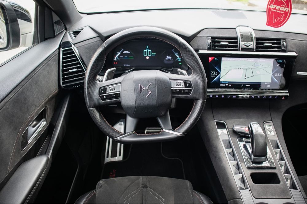 DS Automobiles DS7 E-Tense Performance line