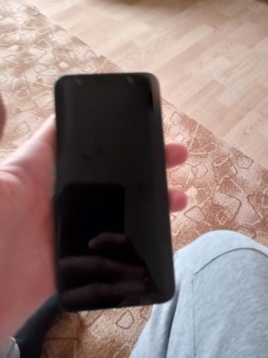 Vând telefoane pentru piese