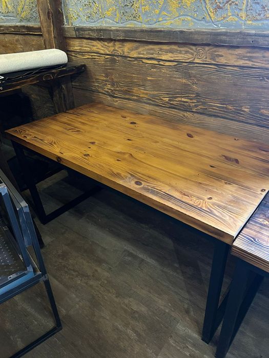 Продам  деревянные столы