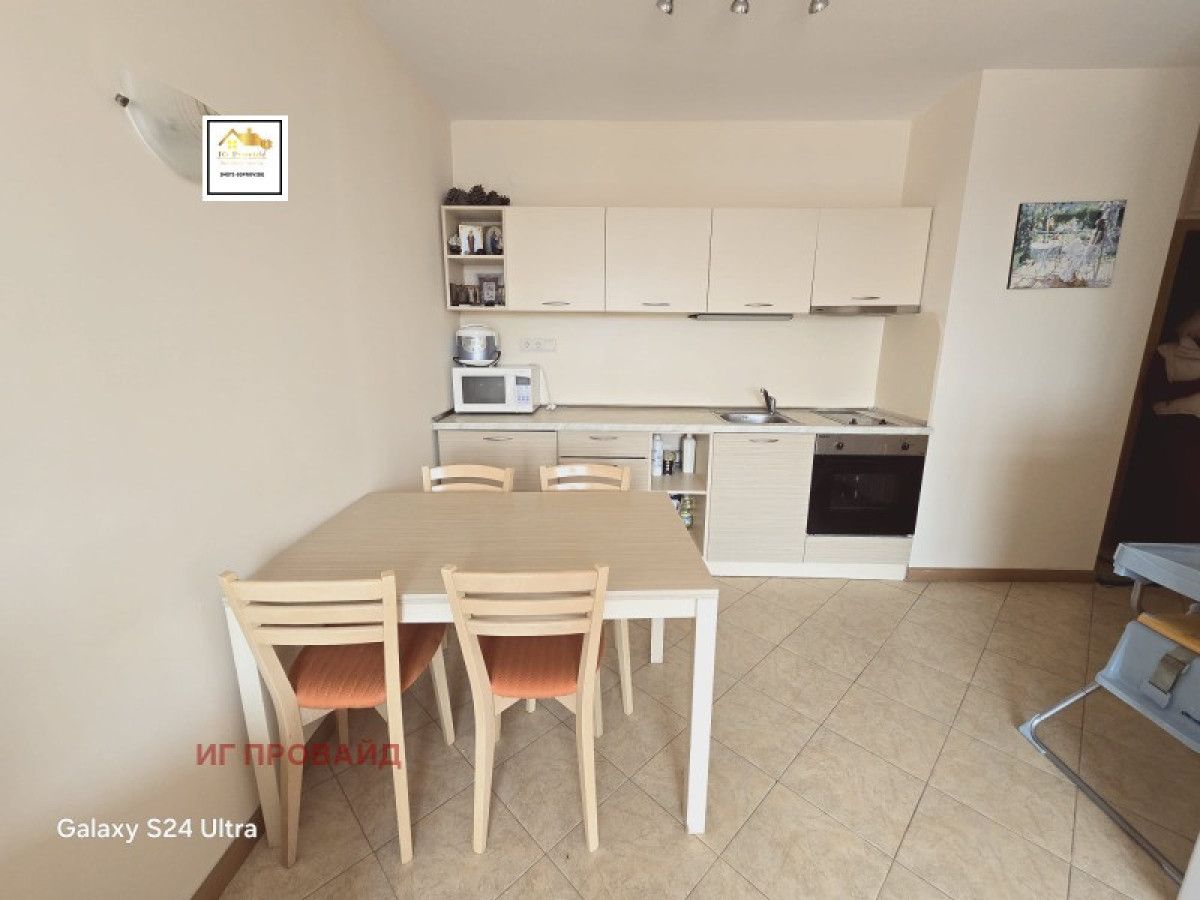 Продава се Тристаен апартамент в к.к. Дюни - 81 кв.м за 1093 €/кв.м - Снимка #3