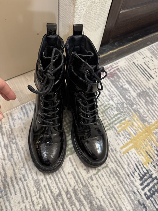 Боти от лак 37 номер