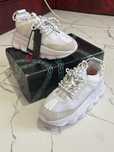 Vand Versace Chain reaction