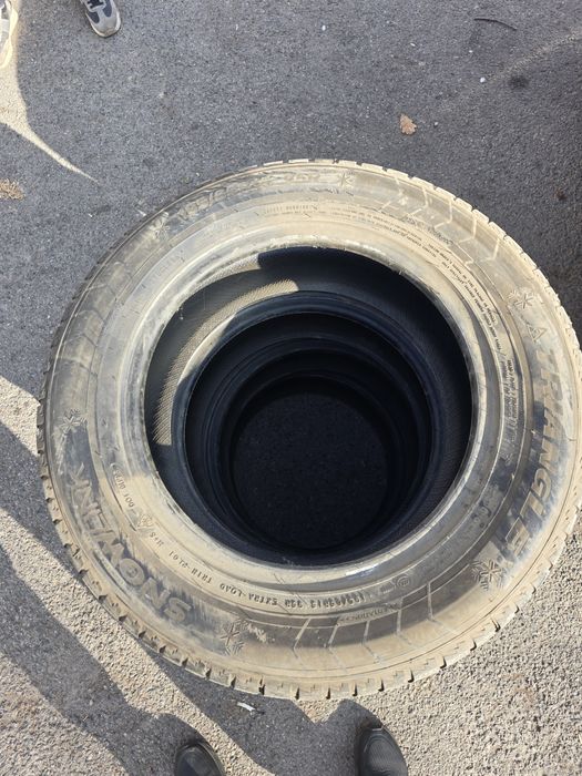 Шины зимние бу Triangle кобальт