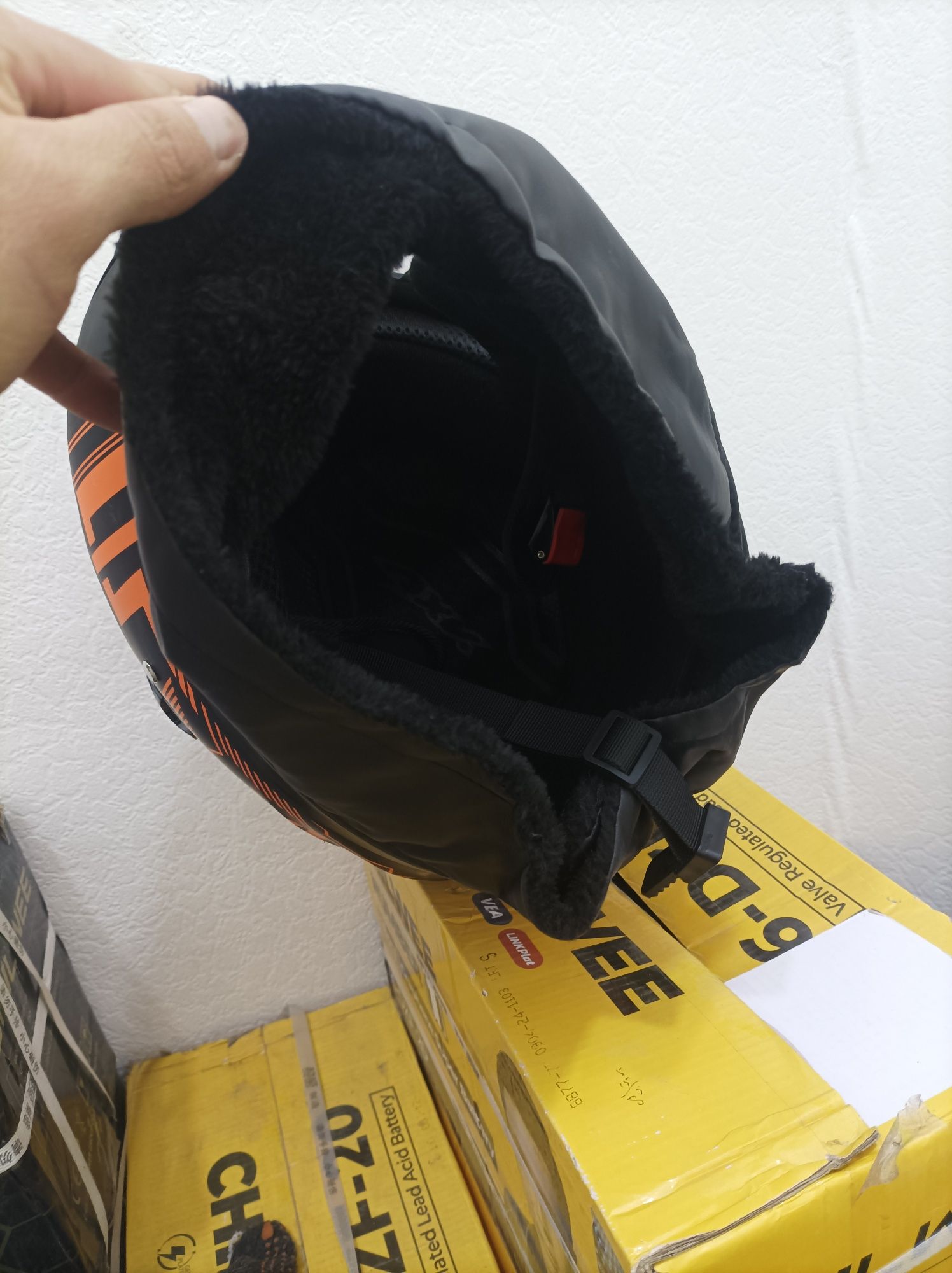 kaskalar skuter va moto uchun
