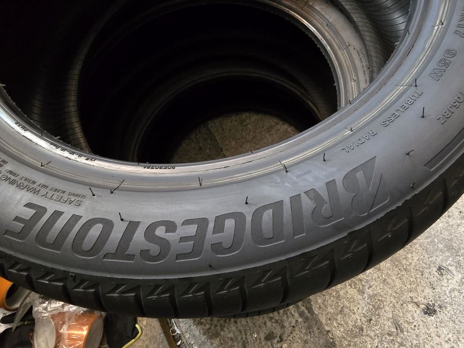 Bridgestone 205/55 R17 95W vară