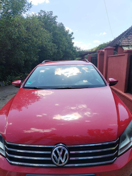 Vind w pasat b7 an 2012 ofer acte la zi  pret 5600 euro negociabil.