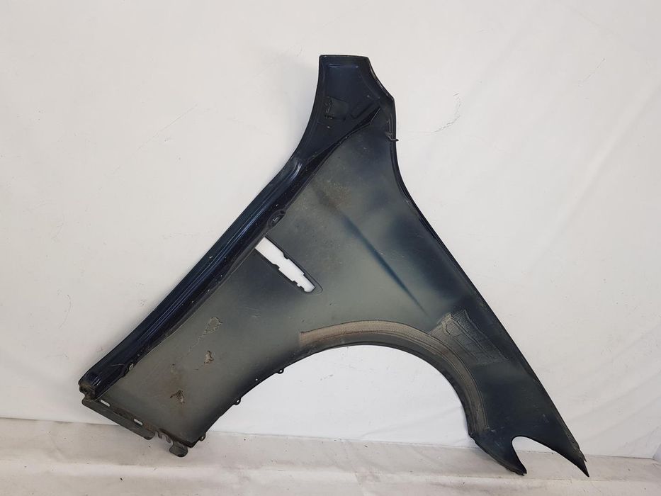 Aripa stanga fata BMW Seria 5 F10 F11 dupa 2010