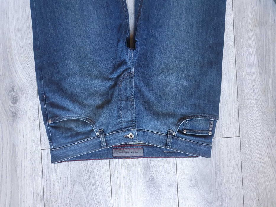 Blugi BRAX - Marime W36 L34 (Talie 93 cm)