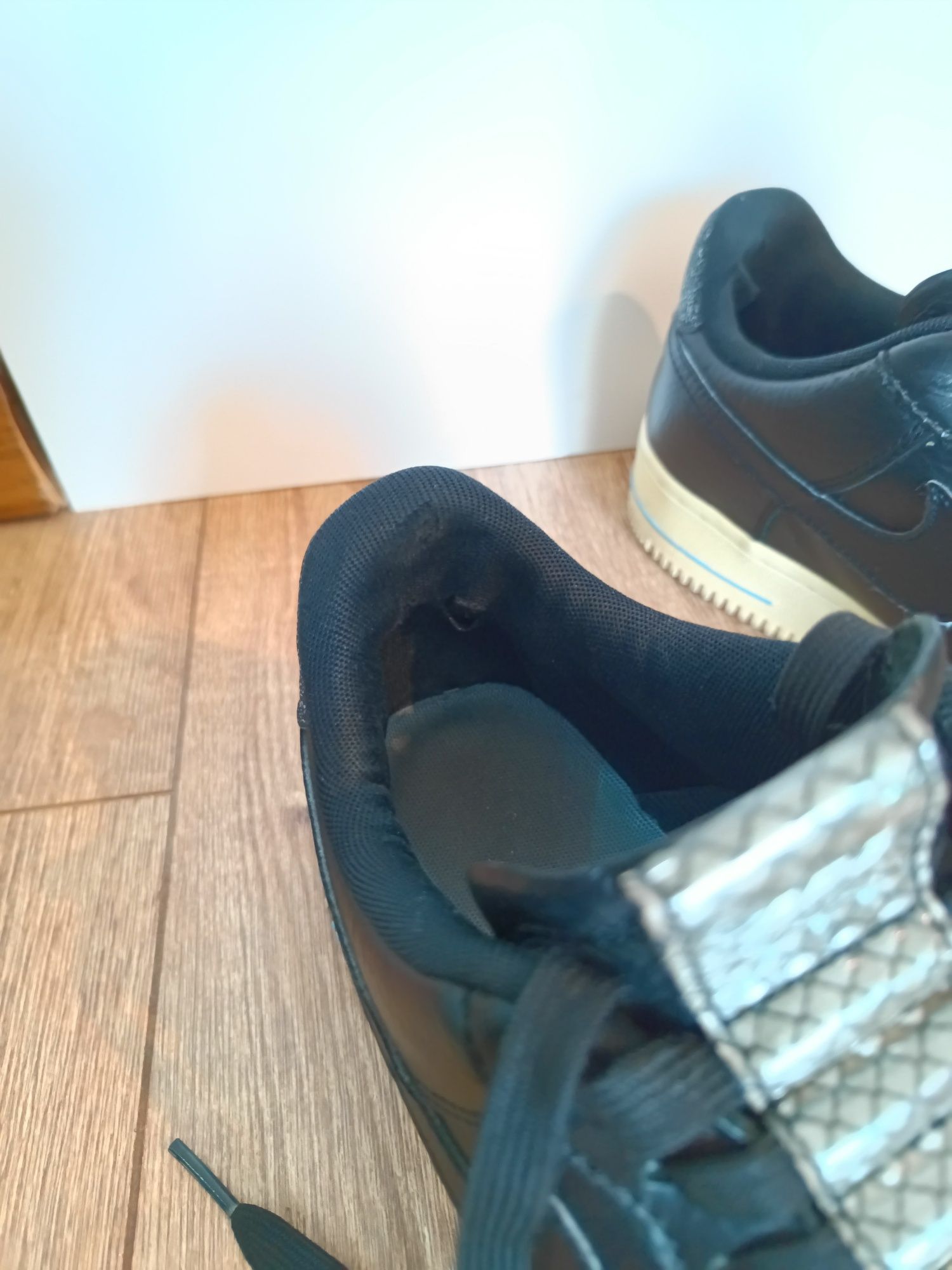 Nike Air Force 1