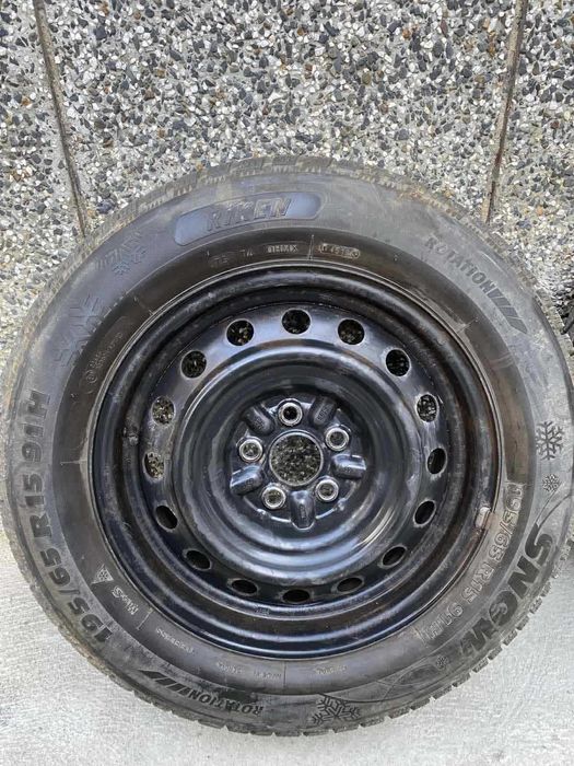 195 65 15 4 броя гуми Riken 9.5мм грайфер с джанти  5x100