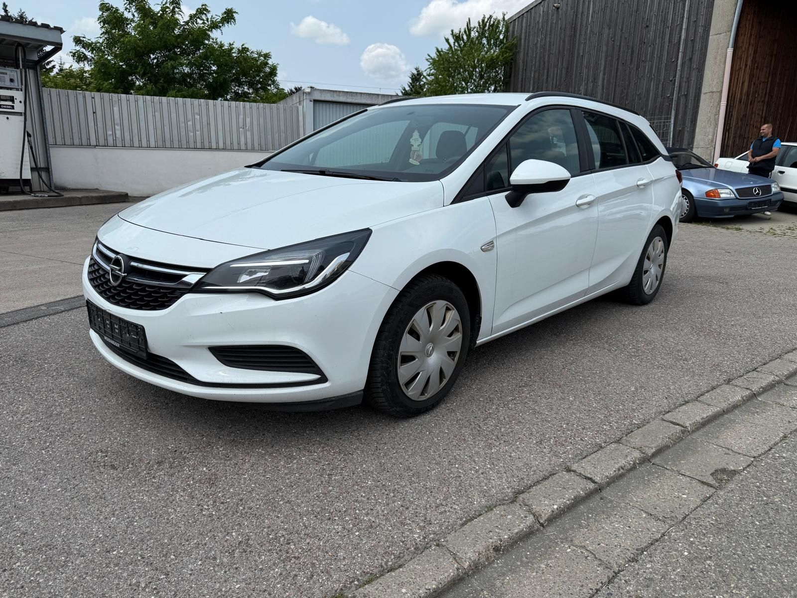Opel Astra 1.6d 11.2019