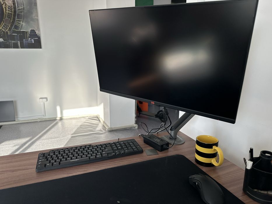 кронштейн для монитора