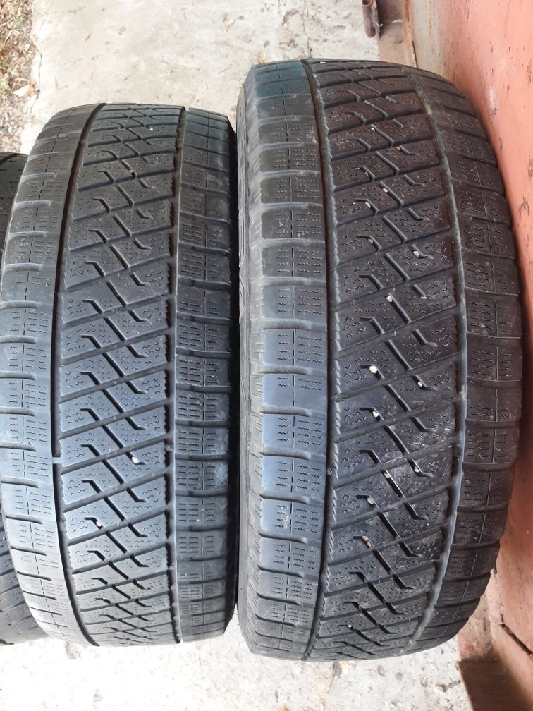 Продам шины 225/65/16С