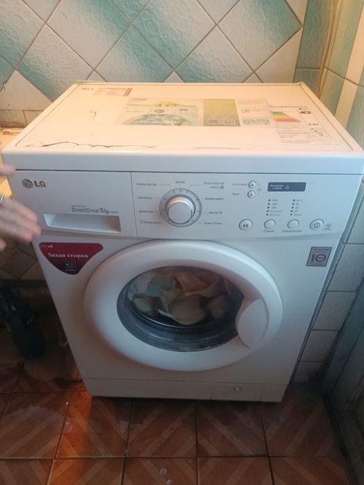 Продам стиральную машину LG