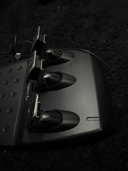 Logitech G29 Pachet Full (Volan + Pedale + Schimbător)Stare Impecabilă