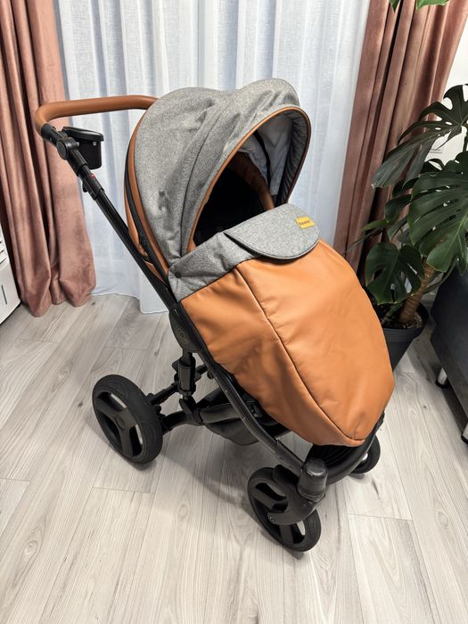 Carucior Krausman 3 in 1 + un carucior cadou si 3 cearsafuri mici