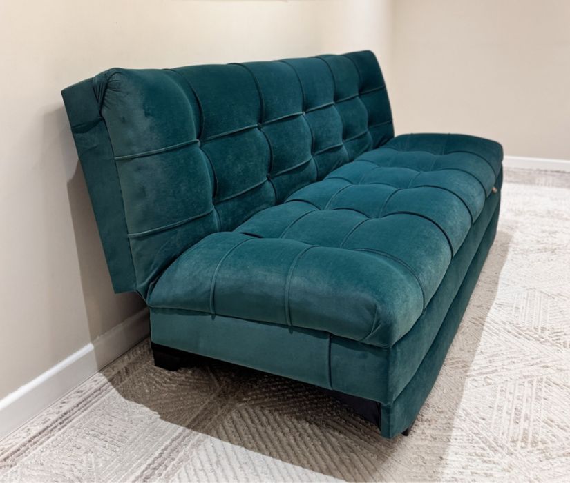 Продам диван в отличном состоянии