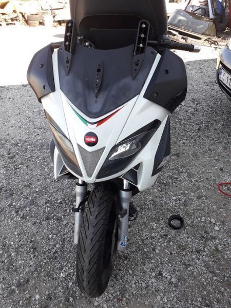 Gilera nexus aprilia sr max Джилера нексус Арлилия СР Скутер НА ЧАСТИ