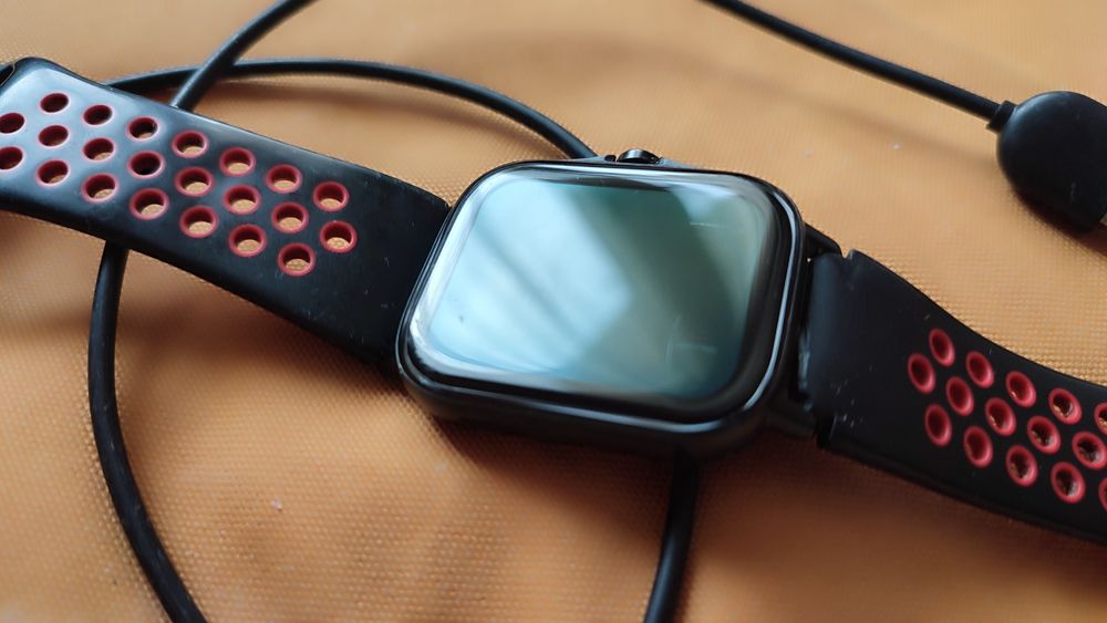 Продавам smartwatch Xiaomi Amazfit GTS 2