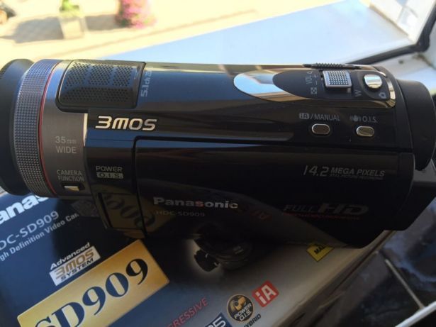 Camera video Full HD PANASONIC HDC SD-909