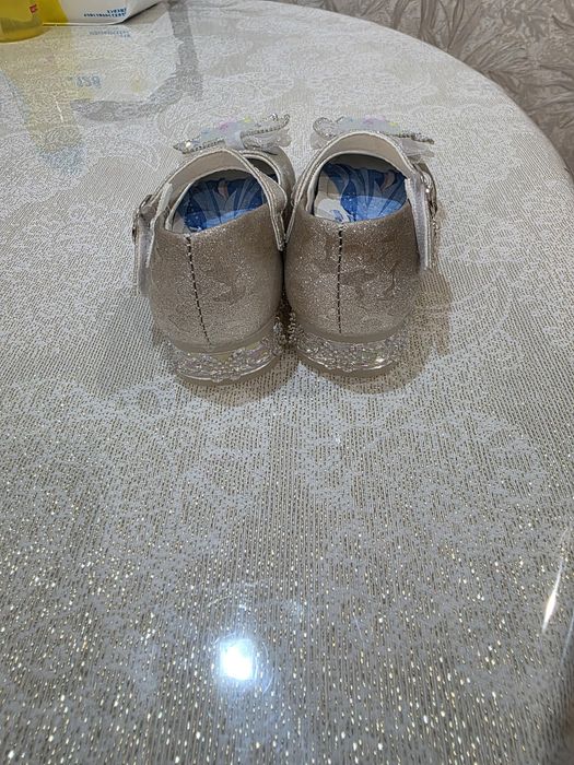 Продам нарядное Платье и Туфли