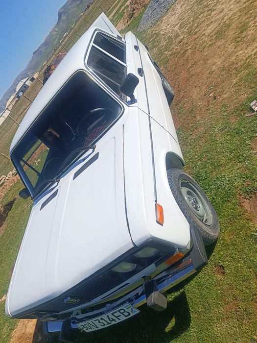 Vaz 2106 sotiladi