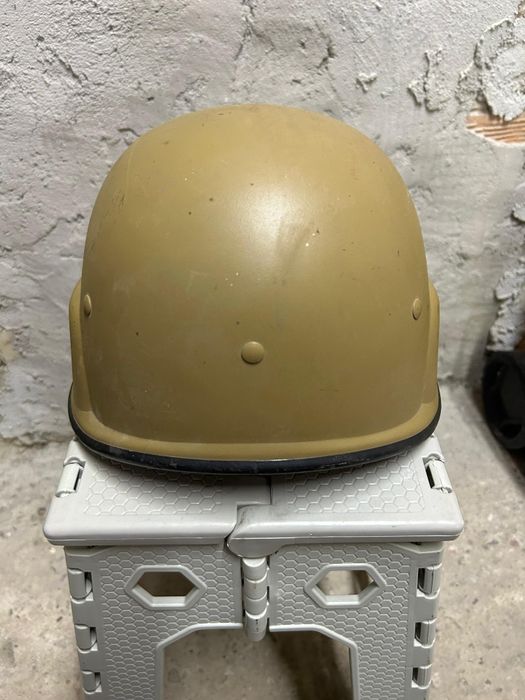 Военна каска подходящ за Airsoft или за мотор