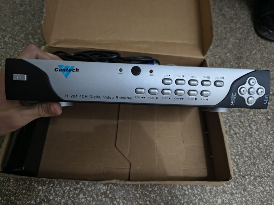 DVR Cantech 4 Canale – H.264 – Suport camere analogice – Funcțional