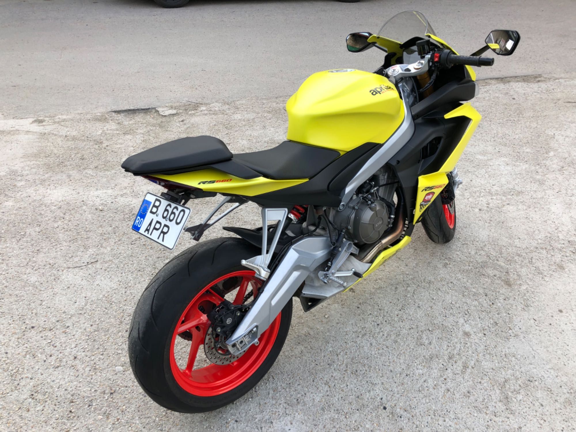 Vand aprilia rs 660