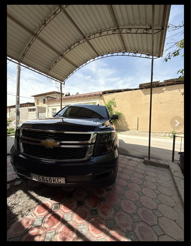 Tahoe Suburban 2018 года