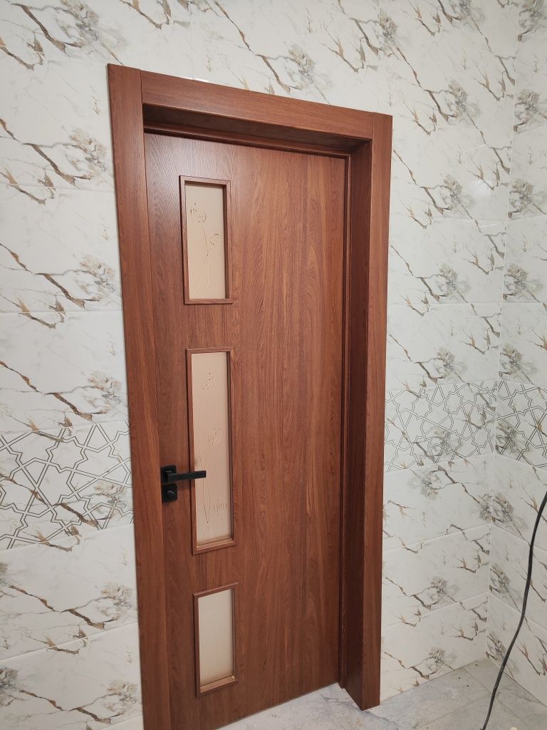 Установка межкомнатных дверей